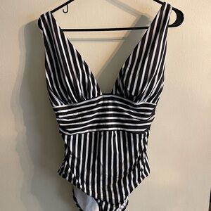 SHEIN Black and White Striped One Piece Swimsuit NWOT